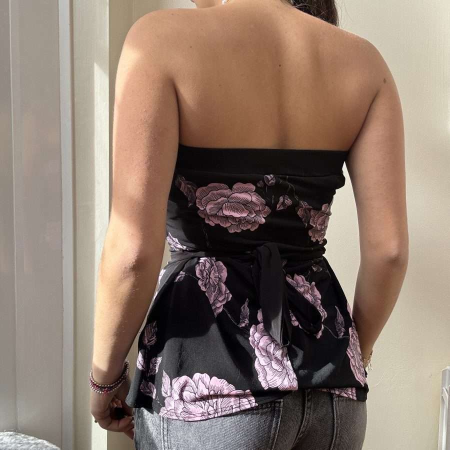Shop All 243 Y2K Floral Tube Top (M)